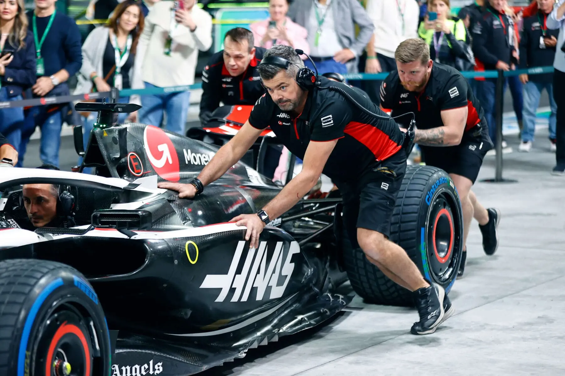 Haas getting race ready