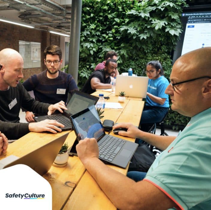 Meeting-1.jpg
