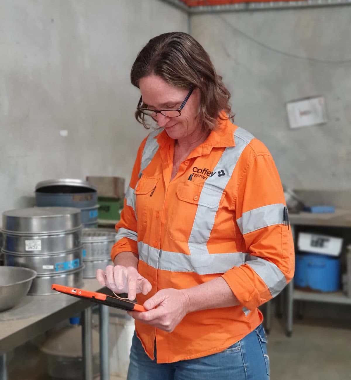 Coffety Testing Employee doing quality checks with the SafetyCulture Platform