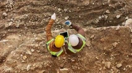 trabajadores que realizan la iso 14000