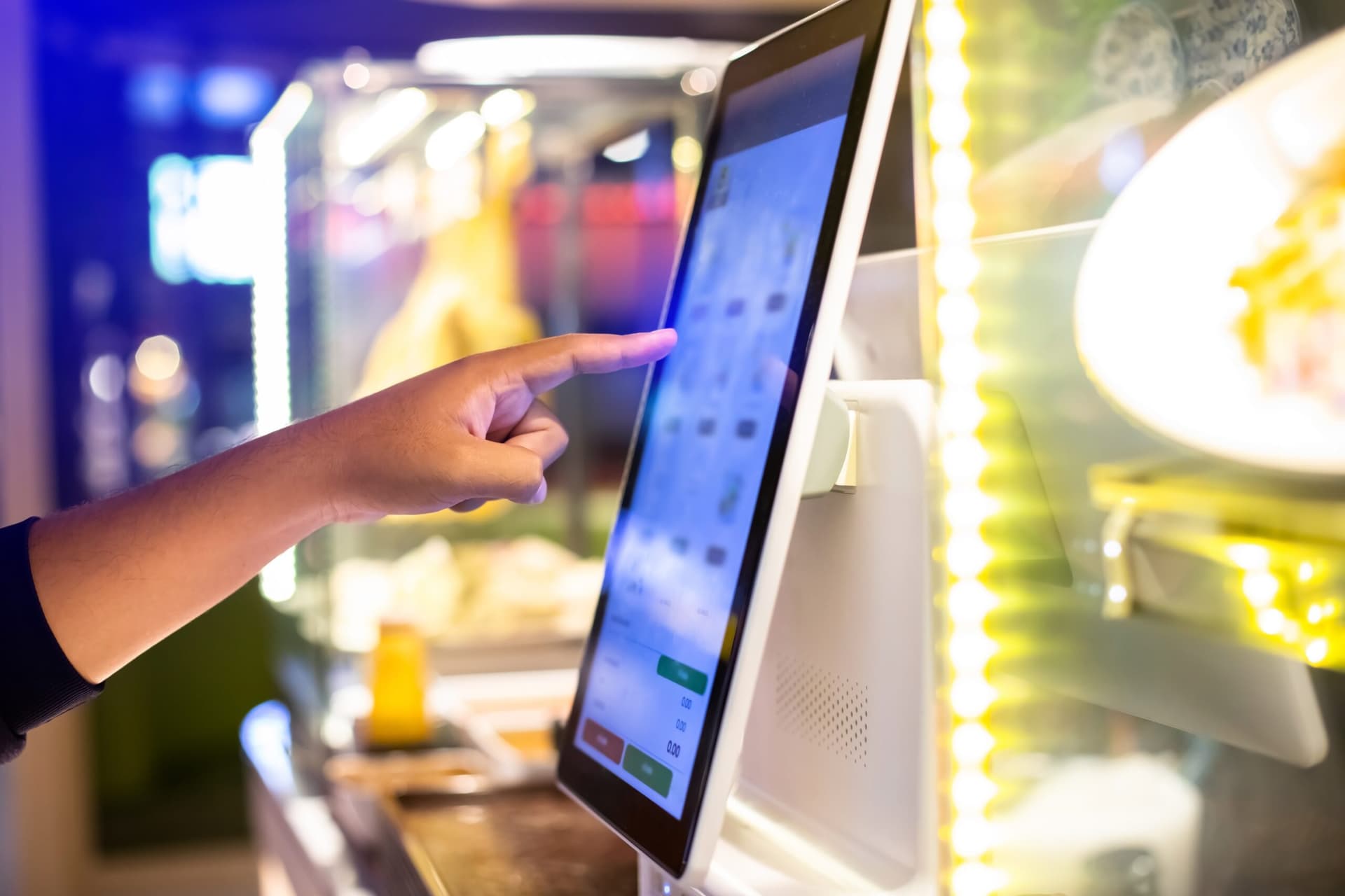 A modernization of a retail store via retail digital transformation