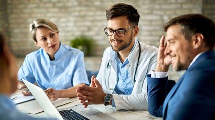 a healthcare management team conducting PDSA using a PDSA template|4 Stages of PDSA|Modèle de Cycle de Deming|PDSA Template Sample Report