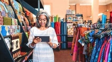 gestion du commerce de détail : responsable de magasin dans les opérations quotidiennes de vente au détail