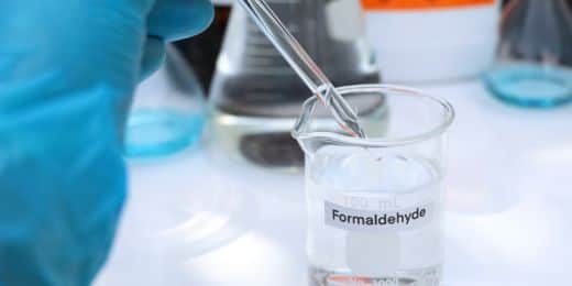 laboratory personnel exhibiting one of the formaldehyde uses in laboratories
