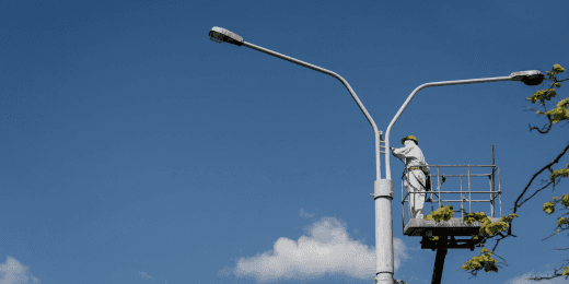 lone worker working in utilities
