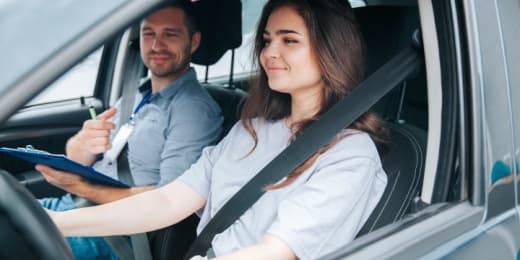 Safety Tips for New Drivers - Featured Image