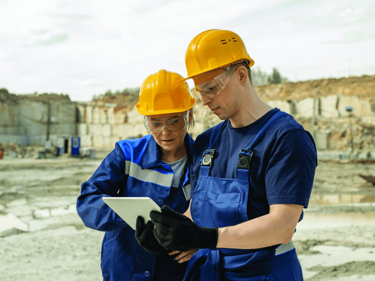 Construction workers using safetyculture for total worker health