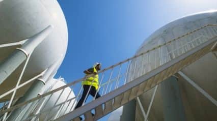 safety officer using safety checklist