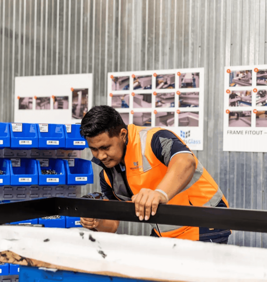 Trabajador de manufactura de Termosash | Estudios de caso de fabricación, construcción y de instalación de SafetyCulture