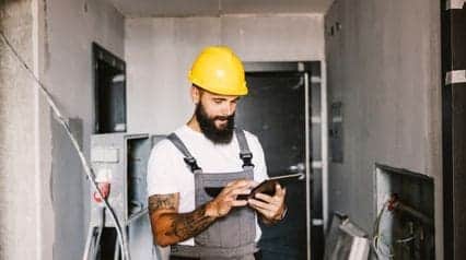 5 Essential Working Alone Safety Tips | SafetyCulture