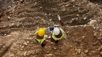 project developers assess the land for environmental impacts|Environmental Impact Assessment Template Sample Report|Plantilla de evaluación de impacto ambiental