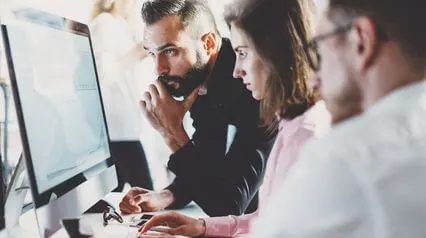 people creating a project plan |Project Plan Template Sample Report|Project Plan Template|Plantilla de gestión de proyectos|Project Plan template Sample Report